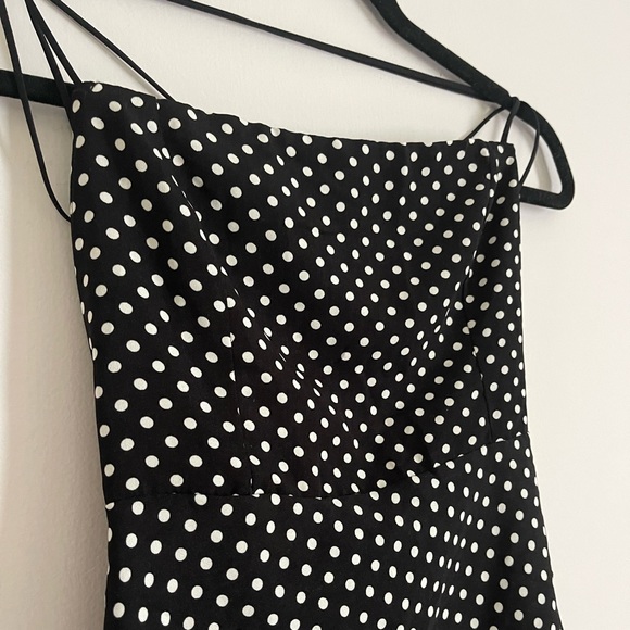 Black & white polka-dotted mini dress - Picture 1 of 7